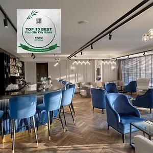 4* מלון Radisson